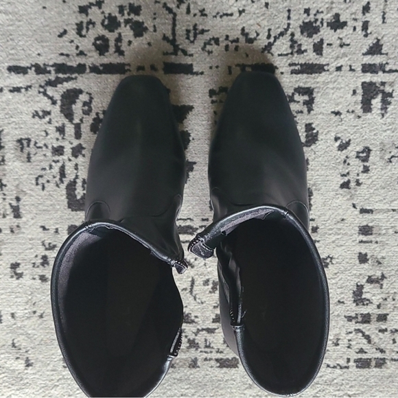 ALDO Delores Black Ankle Booties - Picture 7 of 9